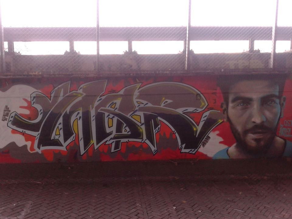 Graffiti Wall - Photo by KAMEHAME (2015)