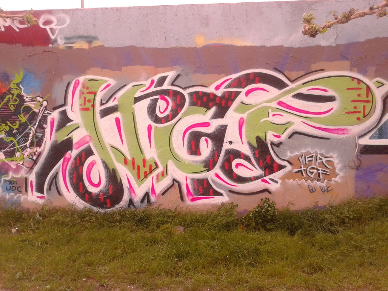 Graffiti Wall in Arnhem - Photo by KAMEHAME