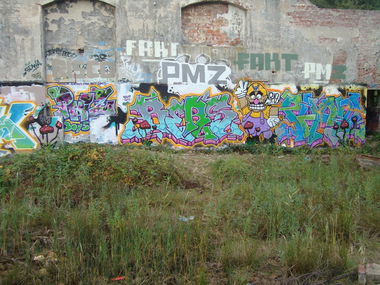 Graffiti Wall - Photo by KASIMIR - BERS.PHON.PMZ (2012)