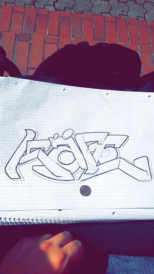 Graffiti Sketch - Photo by KAVE - kave, käfe, school (2015)