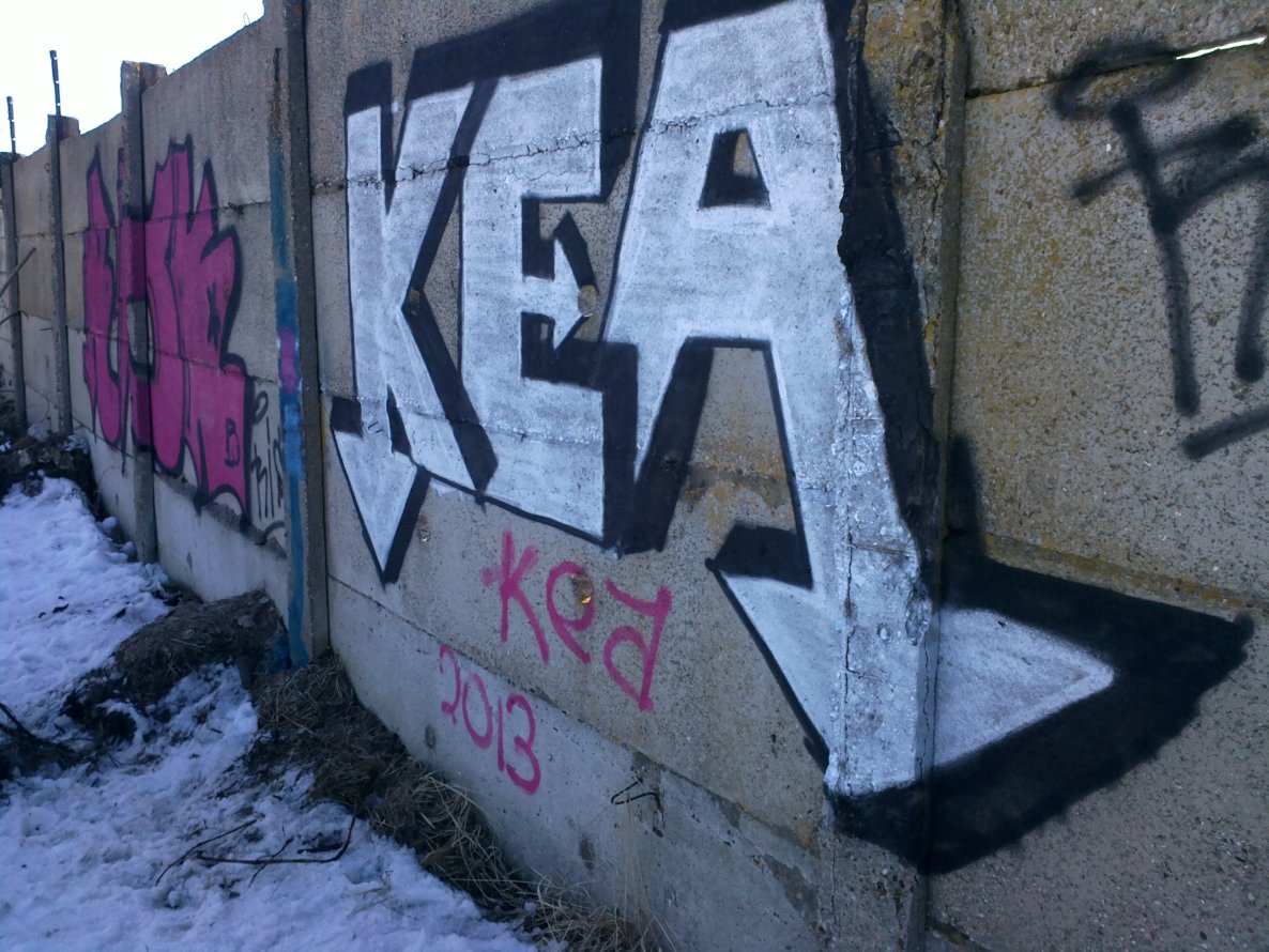 Graffiti Bombing - Photo by KEA - KEA (2013)
