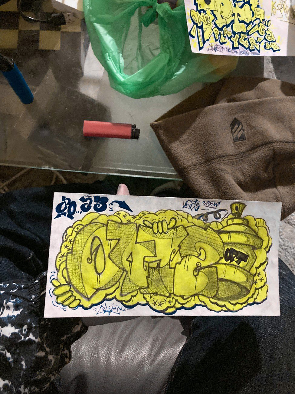 Graffiti Sketch in Kyiv - Photo by KEMO (2023)