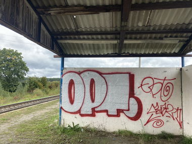 Graffiti Bombing in Ukraine - Photo by KEMO (2022)