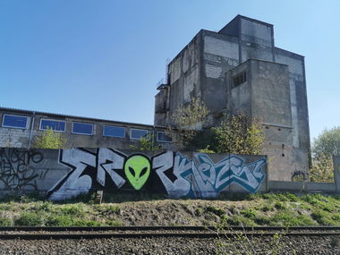 Graffiti Wall - Photo by KENSONE - Eroz, Kens, Alien (2024)