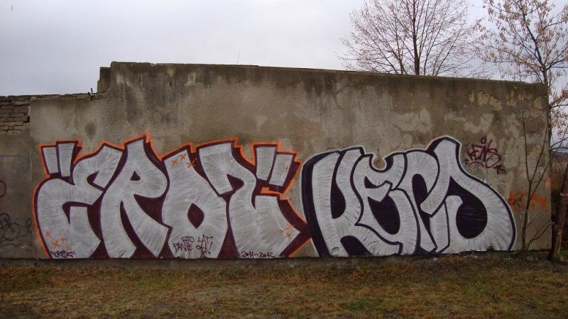 Graffiti Wall - Photo by KENSONE - EROZ, KENS (2011)