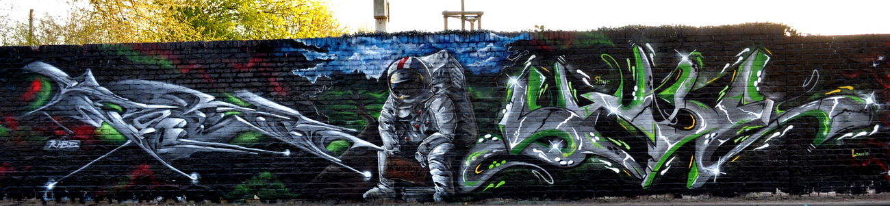 Graffiti Wall - Photo by KIBE - Kibe, Bird, Shye (2015)