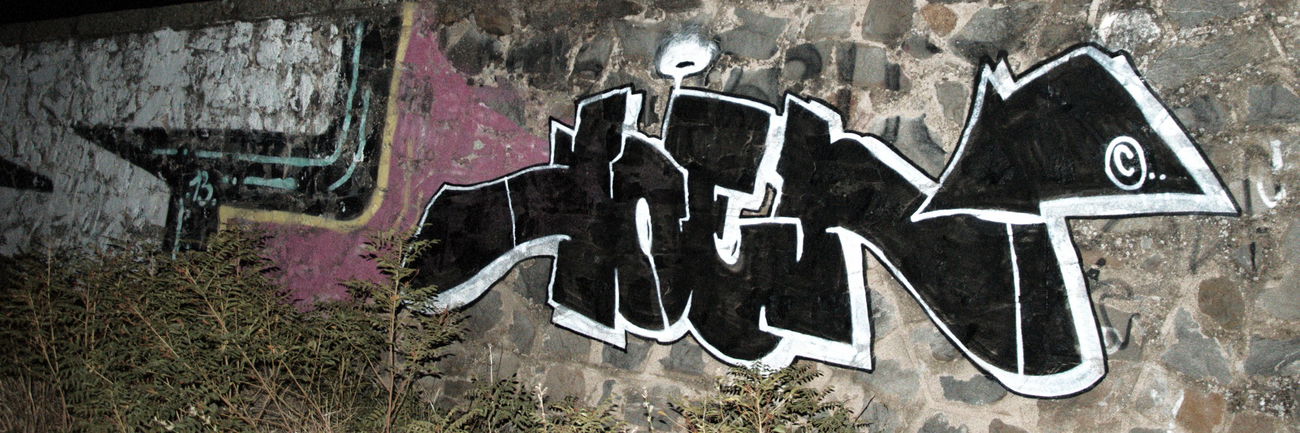 Graffiti Bombing - Photo by KOENS - graffiti, KOENS, KOEN