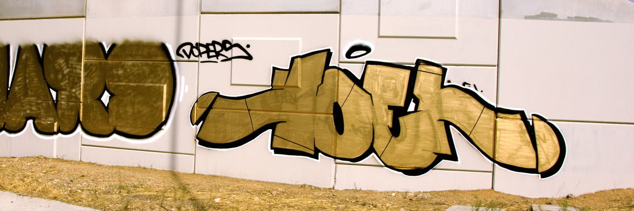 Graffiti Bombing - Photo by KOENS - graffiti, KOENS, KOEN