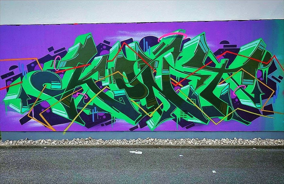 Graffiti Wall - Photo by KONT - kontone