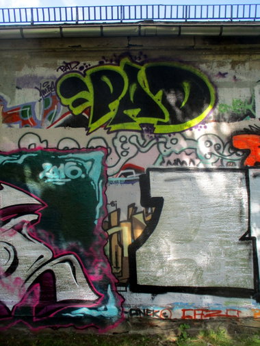 Graffiti Wall - Photo by KUBA182 - pad, kuba, 10years (2016)