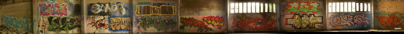 Graffiti Wall in Leipzig - Photo by KUBA182 - viele, an, einer