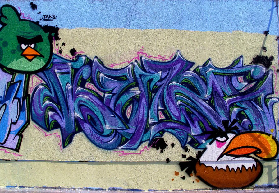 Graffiti Wall in Leipzig - Photo by KUBA182 - Kuba, Taks (2013)