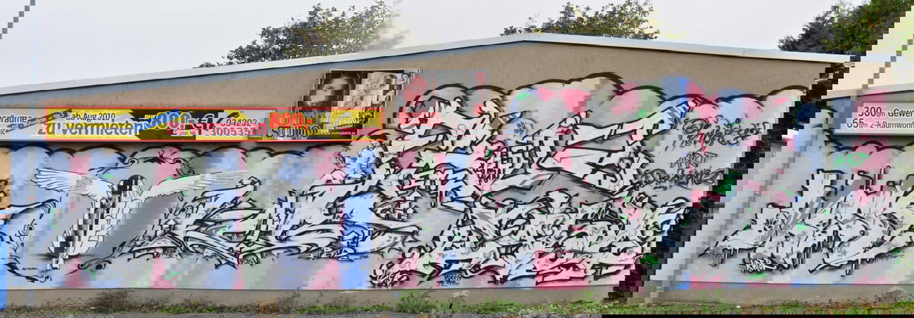 Graffiti Wall in Delitzsch - Photo by KUBA182 - Dreck, Star85, Kuba182 (2010)