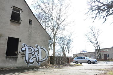 Graffiti Bombing - Photo by KUBA182 - PAD, Kuba (2009)