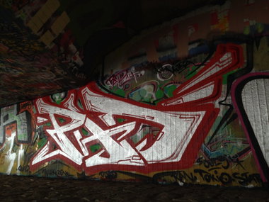 Graffiti Wall - Photo by KUBA182 - pad, kuba (2014)
