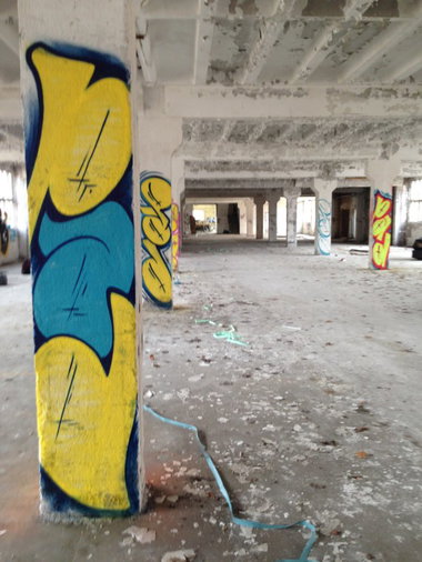 Graffiti Wall - Photo by KUBA182 - pad, kuba (2014)