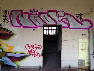 Graffiti Bombing - Photo by KUBA182 - nook, wk, kuba (2014)