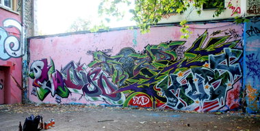 Graffiti Wall - Photo by KUBA182 - star85, diso198, zone (2008)