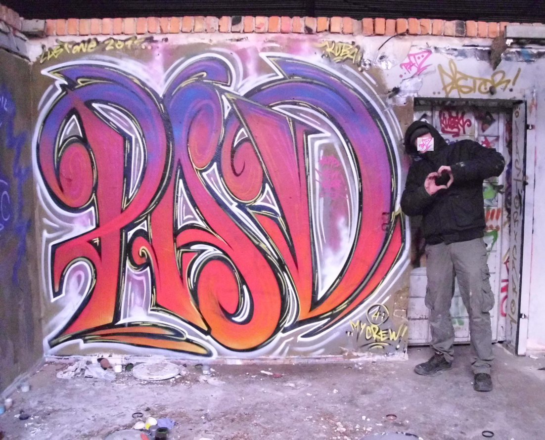 Graffiti Bombing - Photo by KUBA182 - PAD, Kuba, HappyNewYear2012 (2011)