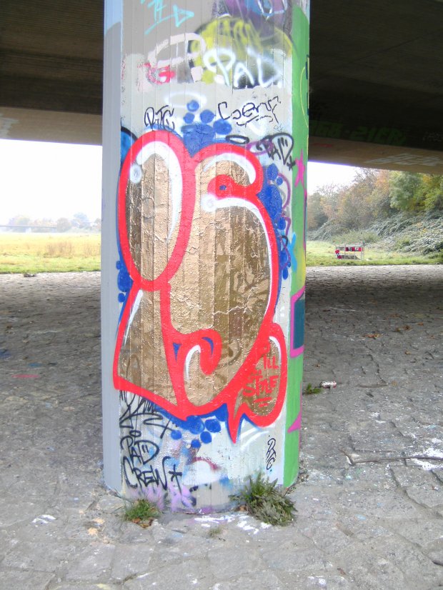 Graffiti Wall - Photo by KUBA182 - IS, PAD, Kuba (2014)