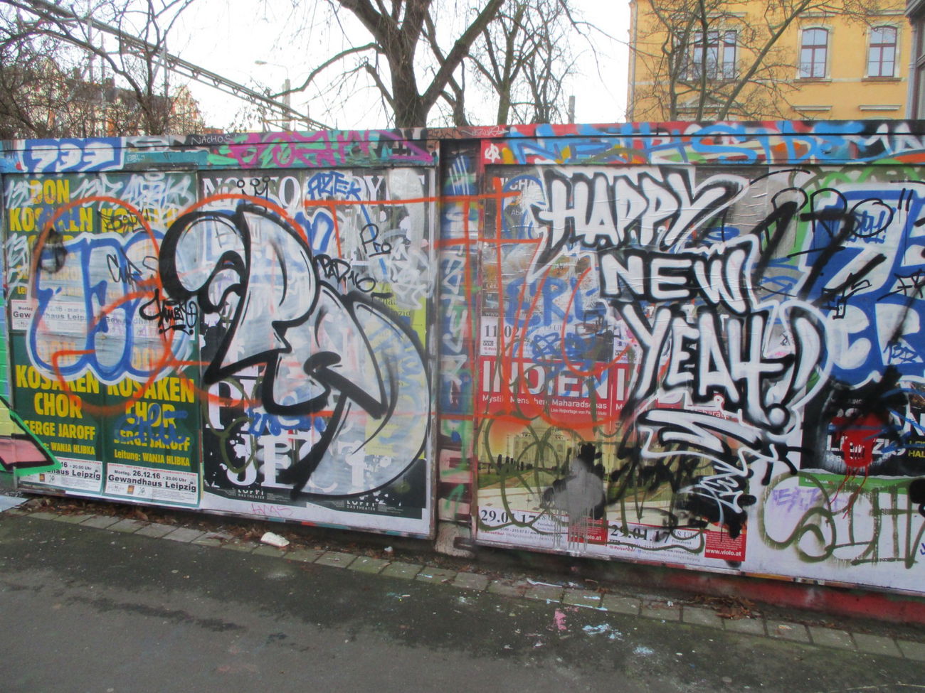 Graffiti Bombing - Photo by KUBA182 (2016)