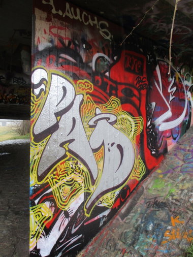 Graffiti Wall - Photo by KUBA182 - pad, kuba (2016)