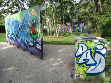 Graffiti Wall - Photo by KUBA182 - pad, kuba
