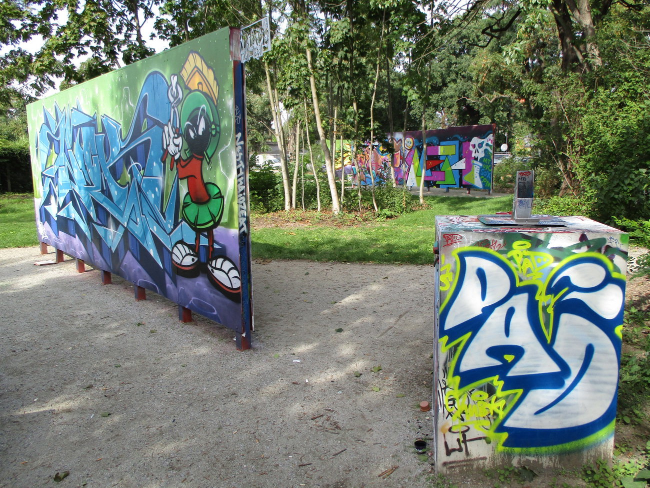 Graffiti Wall - Photo by KUBA182 - pad, kuba