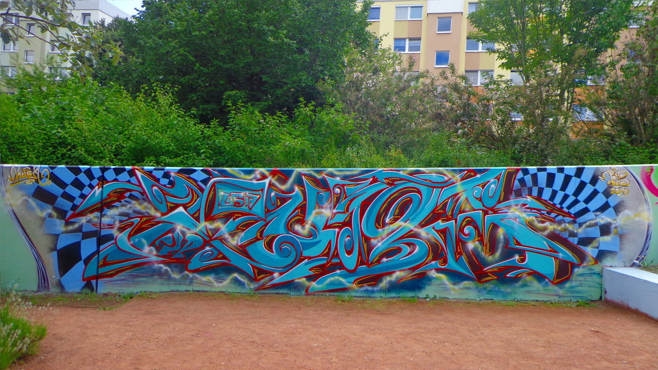 Graffiti Wall - Photo by KUBA182 (2015)