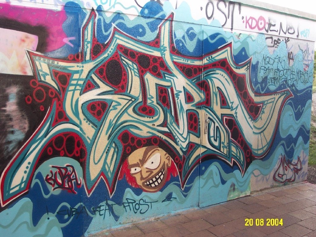 Graffiti Wall - Photo by KUBA182 - kuba (2004)