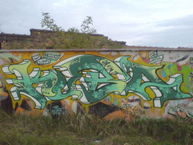 Graffiti Wall - Photo by KUBA182 - kuba (2007)
