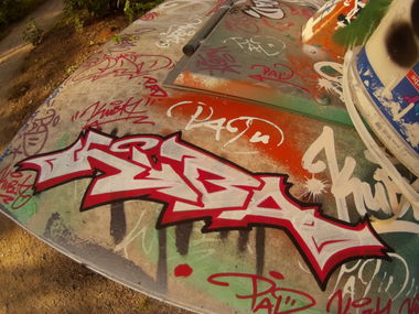 Graffiti Artwork - Photo by KUBA182 - kuba (2015)