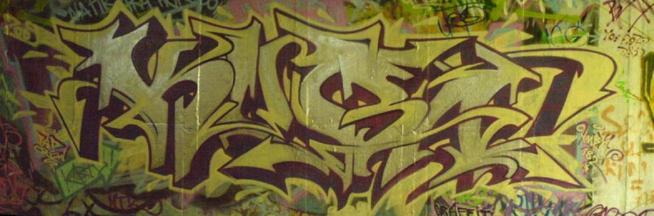 Graffiti Wall - Photo by KUBA182 - kuba (2009)