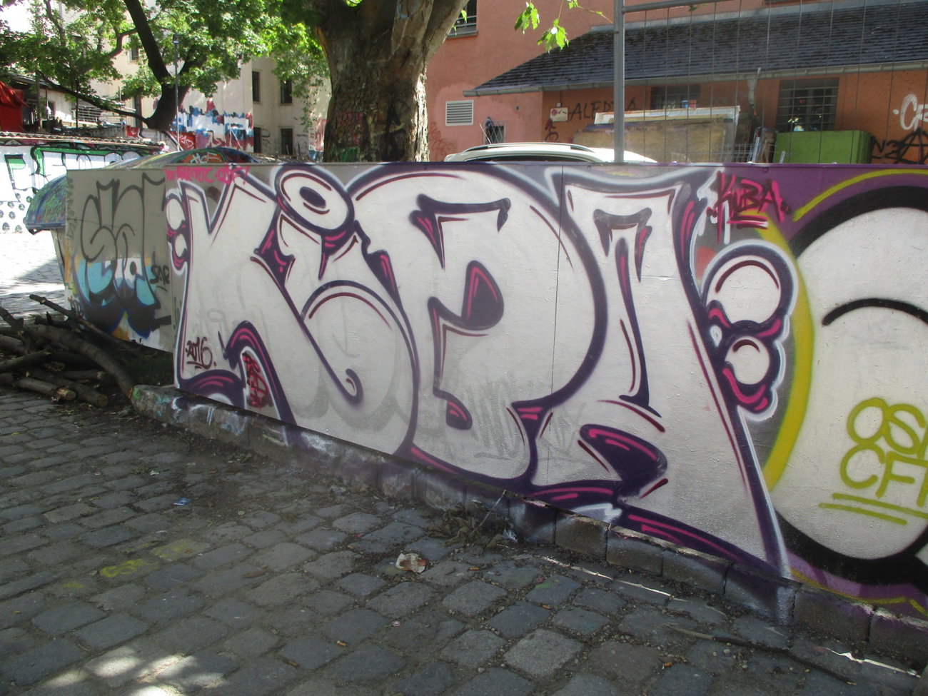 Graffiti Wall - Photo by KUBA182 - kuba, pad (2016)