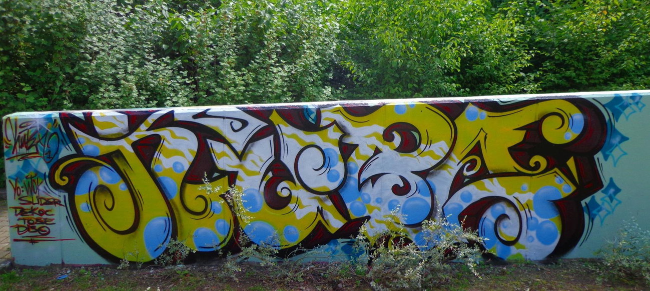 Graffiti Wall - Photo by KUBA182 (2015)