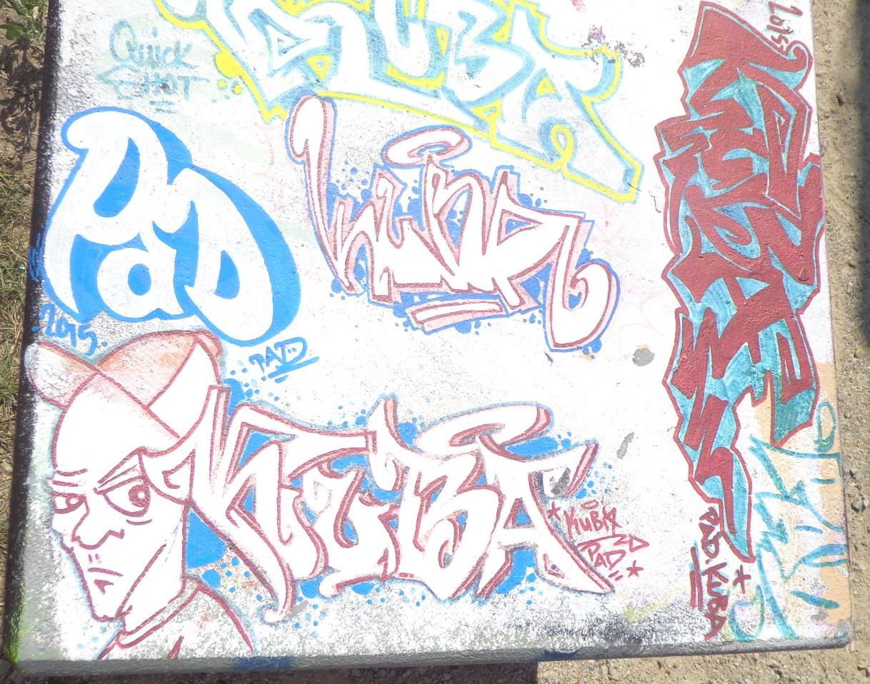 Graffiti Artwork - Photo by KUBA182 - kuba, pad (2015)