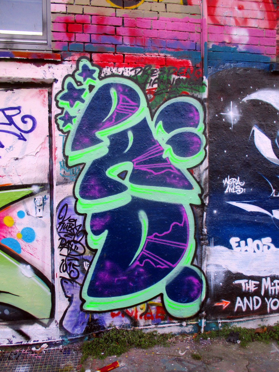 Graffiti Wall - Photo by KUBA182 - pad, kuba (2015)
