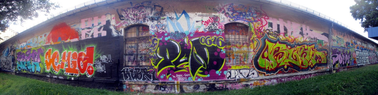 Graffiti Wall - Photo by KUBA182 - pad, kuba, 10years (2016)