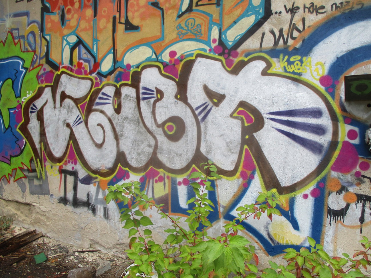 Graffiti Wall - Photo by KUBA182 - kuba, pad, urbex (2017)