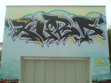 Graffiti Wall - Photo by KUBA182 - kUBA;, pad (2009)