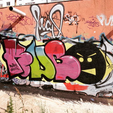 Graffiti in Russia - Photo by KUBO - colors, Russia, bombing (2015)