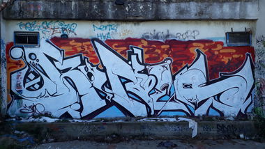 Graffiti Wall in Thessaloniki - Photo by KUNES - kunes, kzr, be