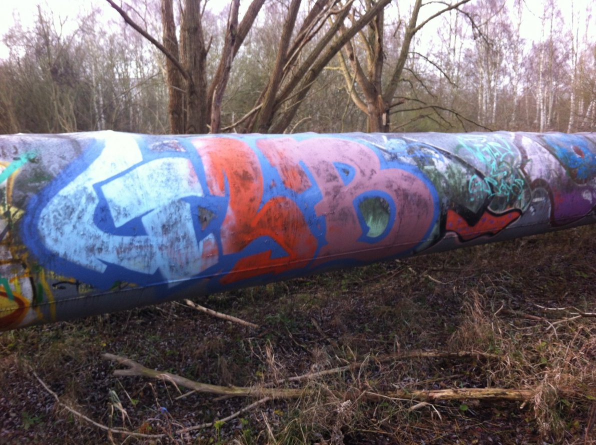 Graffiti Bombing - Photo by KURSONE - glb, rostock