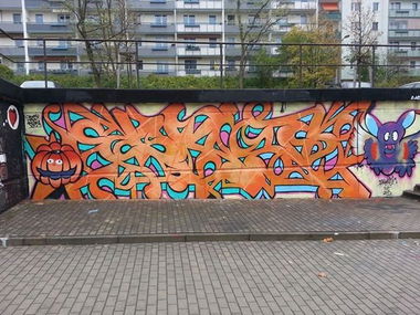 Graffiti Wall - Photo by KYIZ (2013)