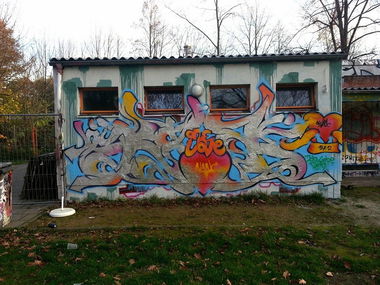 Graffiti Wall - Photo by KYIZ (2013)