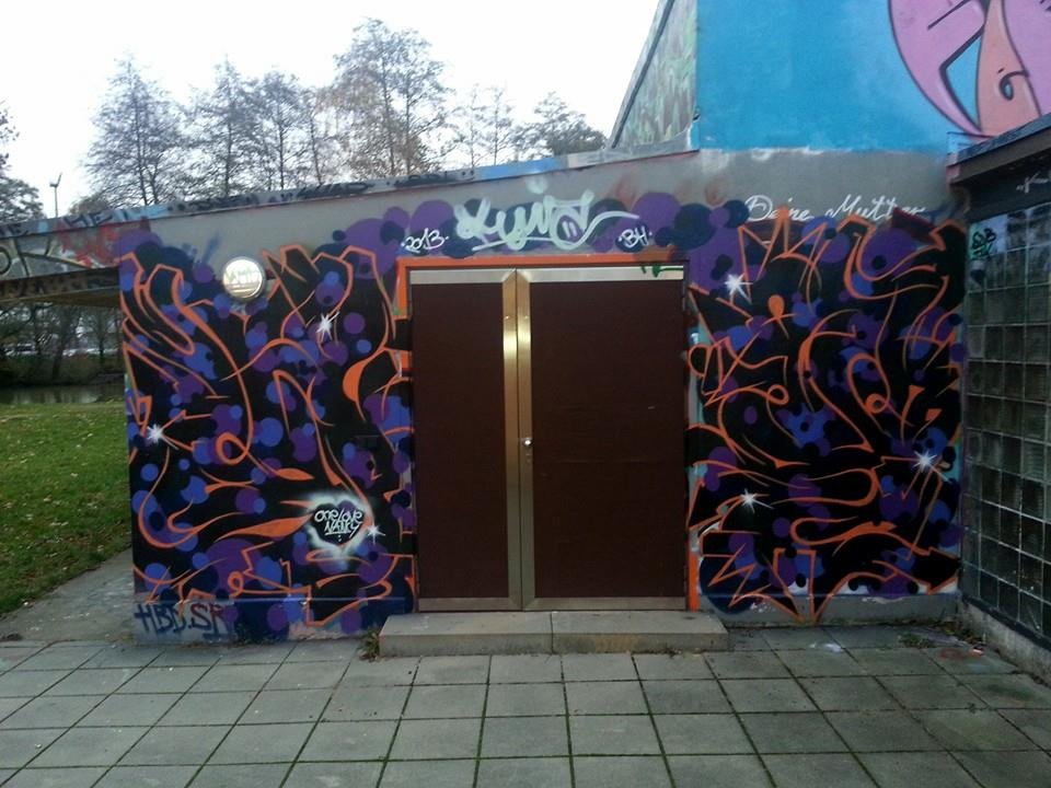 Graffiti Wall - Photo by KYIZ (2013)