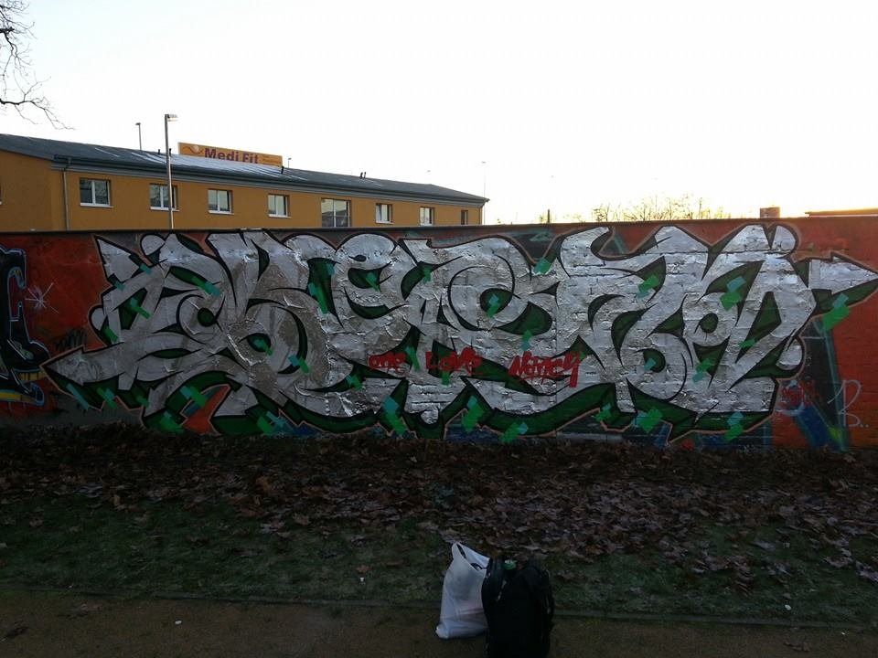 Graffiti Wall - Photo by KYIZ (2013)