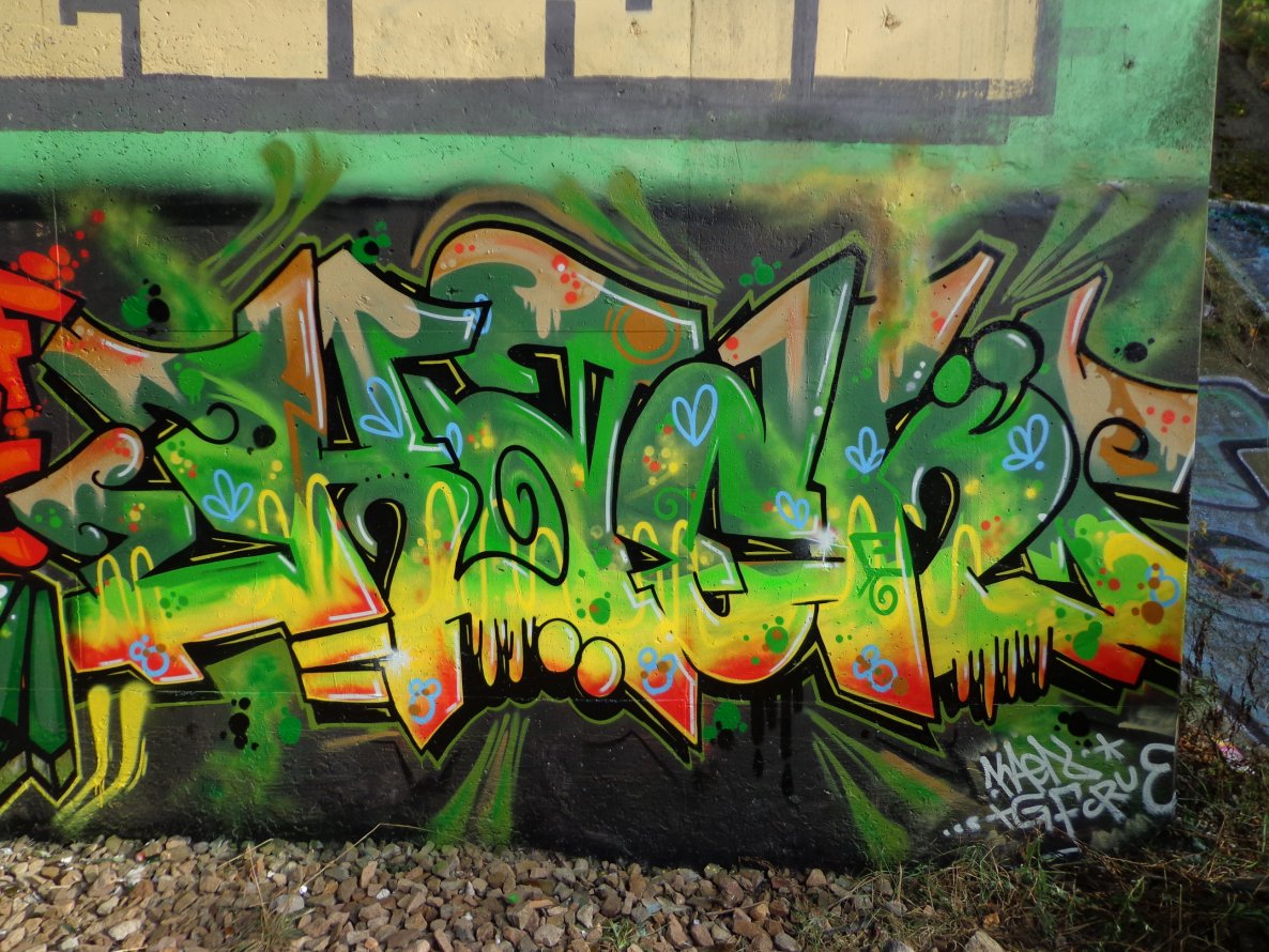 Graffiti Wall - Photo by KYNY - kaen, linia (2013)