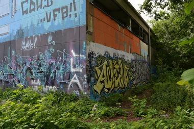 Graffiti Wall in Oldenburg - Photo by Kaeseraspel - Sureal, AMEN, CHEK