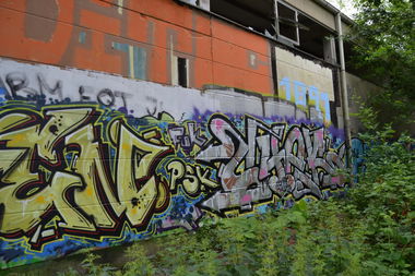 Graffiti Wall in Oldenburg - Photo by Kaeseraspel - CHEK